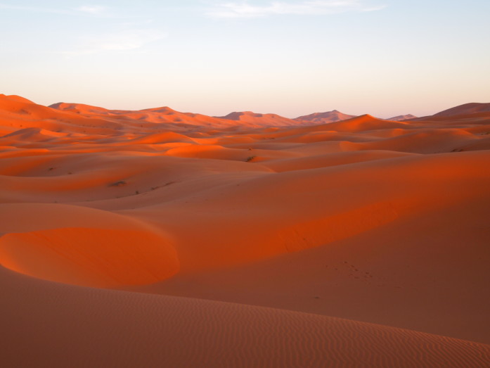 The Sahara's colors at sunset
