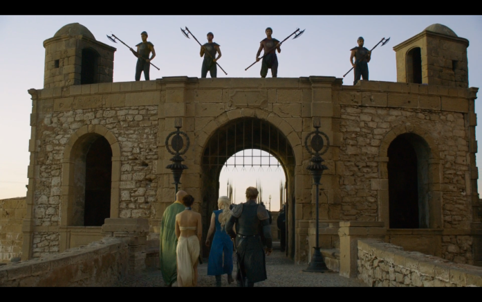 Khaleesi goes to meet the Unsullied