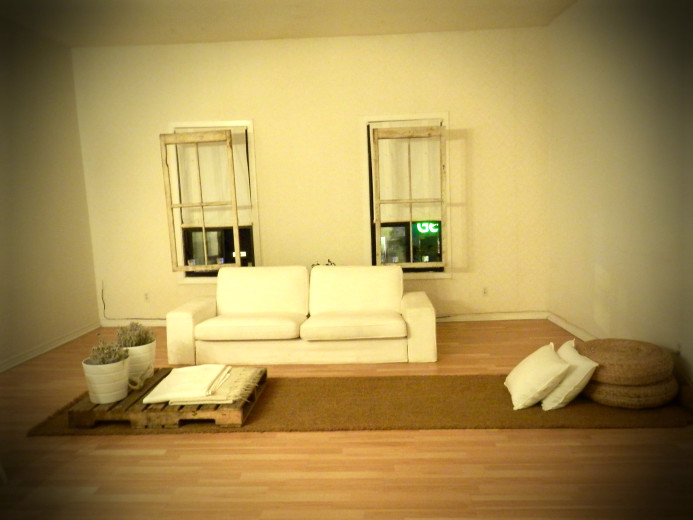 Minimalist living room in Toronto